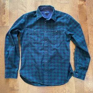 *SOLD* 🔆 Gap blue & green plaid cotton shirt size M